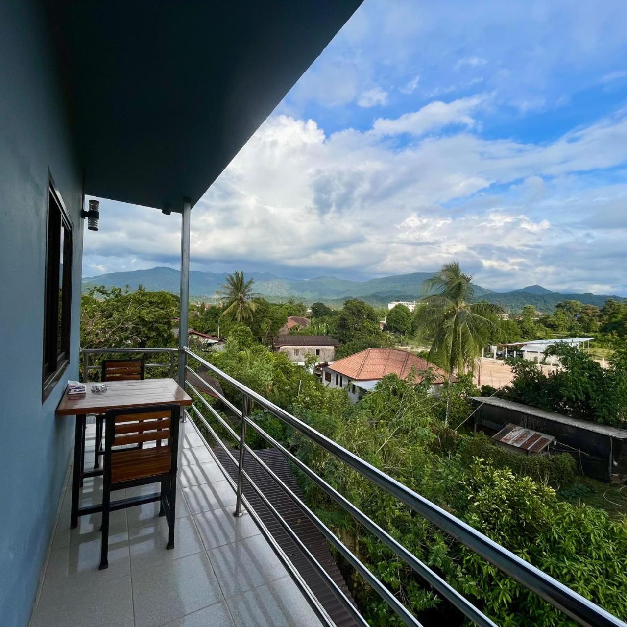 Smile Guesthouse Vangvieng Vangviang Kültér fotó