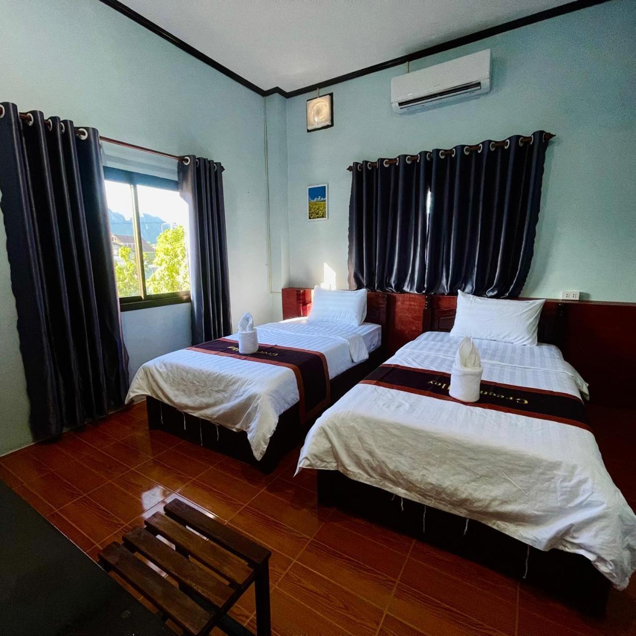 Smile Guesthouse Vangvieng Vangviang Kültér fotó