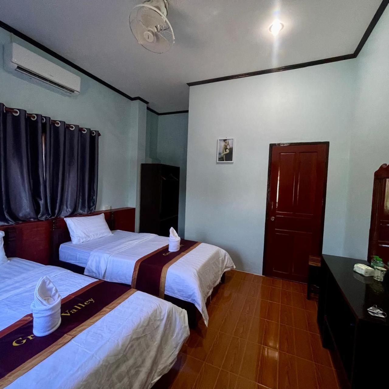 Smile Guesthouse Vangvieng Vangviang Kültér fotó