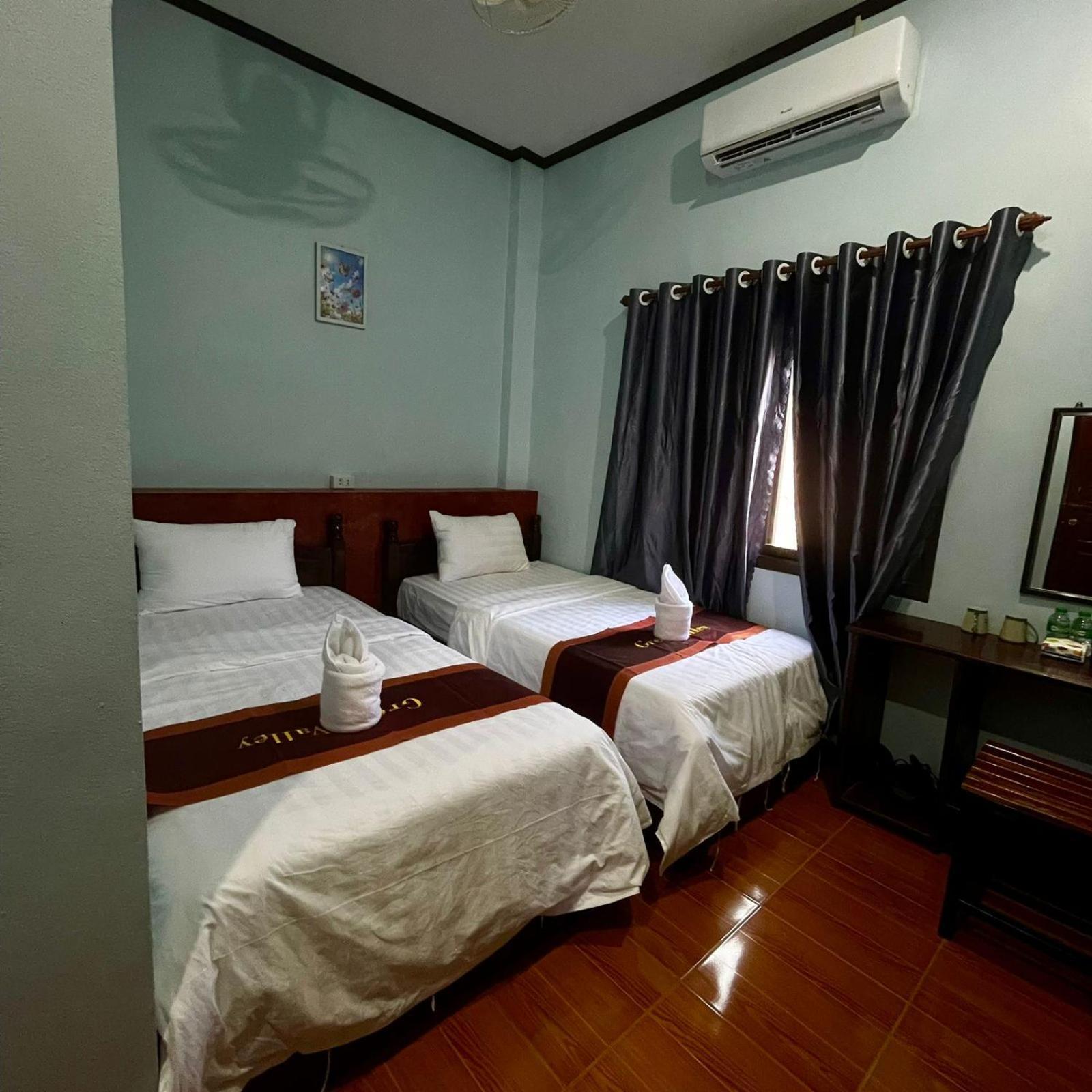 Smile Guesthouse Vangvieng Vangviang Kültér fotó