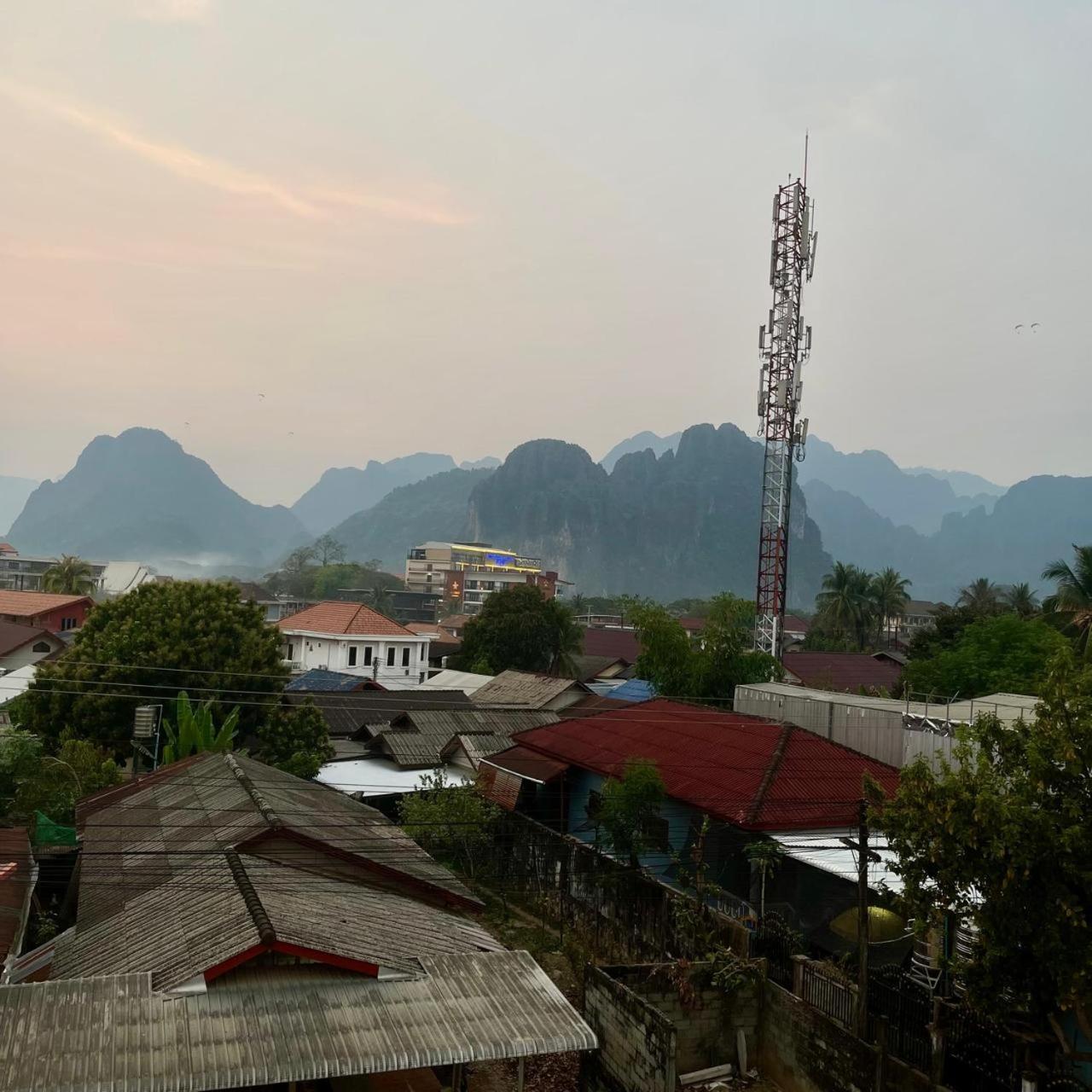 Smile Guesthouse Vangvieng Vangviang Kültér fotó