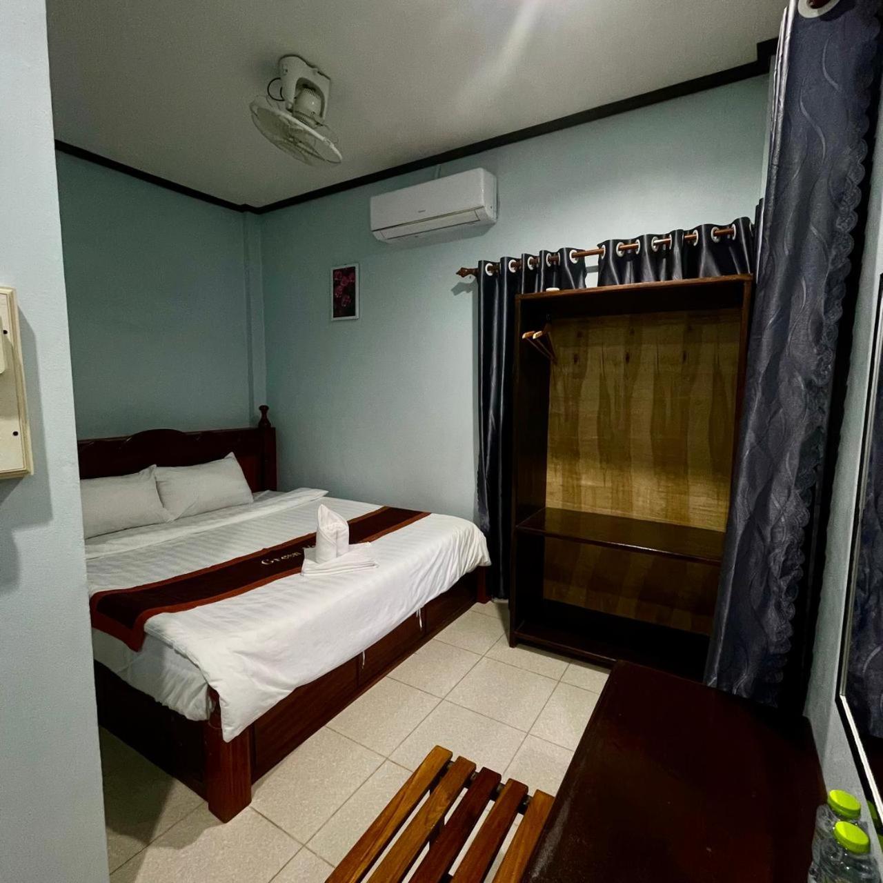 Smile Guesthouse Vangvieng Vangviang Kültér fotó